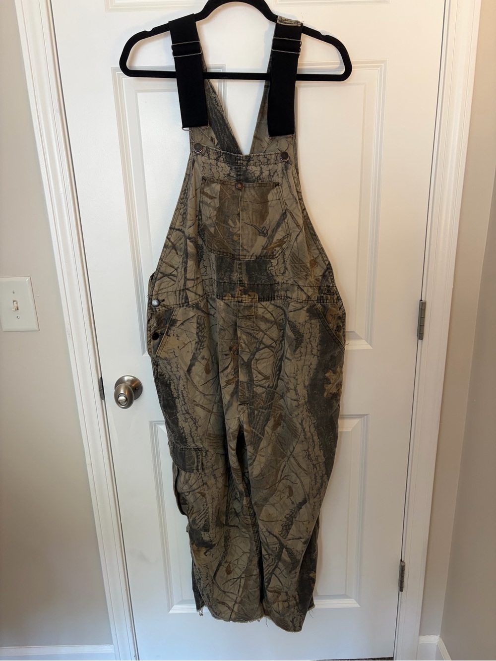 Vintage Round House Realtree Camouflage Cargo Overalls - Adjustable Straps 40x34